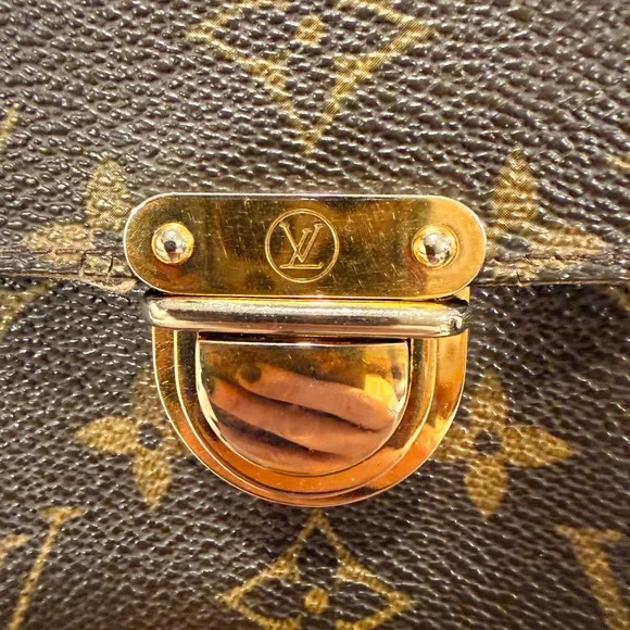 Louis Vuitton Black and Gold Monogram wallet - Picture 12 of 12